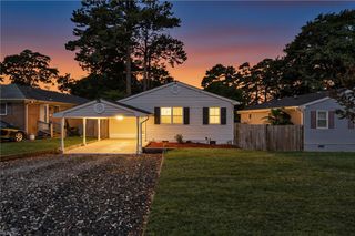 1413 Walnut AVE, Chesapeake, VA 23325