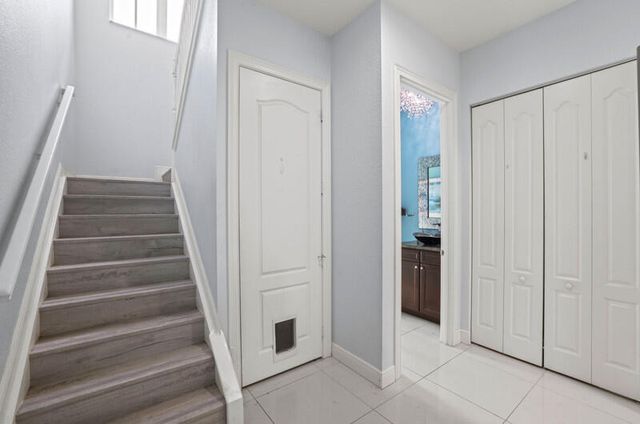 8691 Lakeside Bend, Parkland, FL 33076