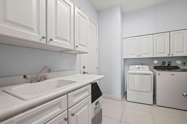 8691 Lakeside Bend, Parkland, FL 33076