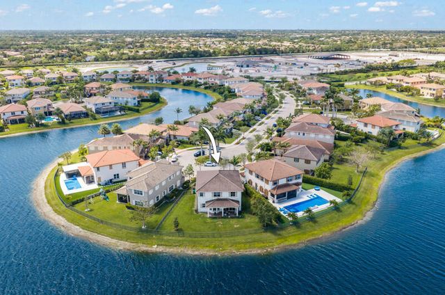 8691 Lakeside Bend, Parkland, FL 33076