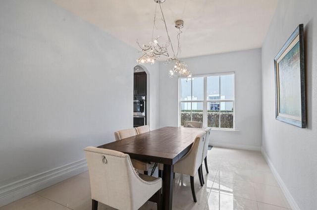 8691 Lakeside Bend, Parkland, FL 33076
