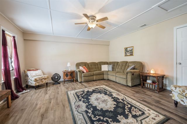 101 Smackover, Kemp, TX 75143