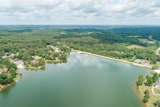 14135 Oak Drive, De Soto, MO 63020