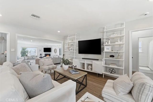 5308 W 142nd Place, Hawthorne, CA 90250