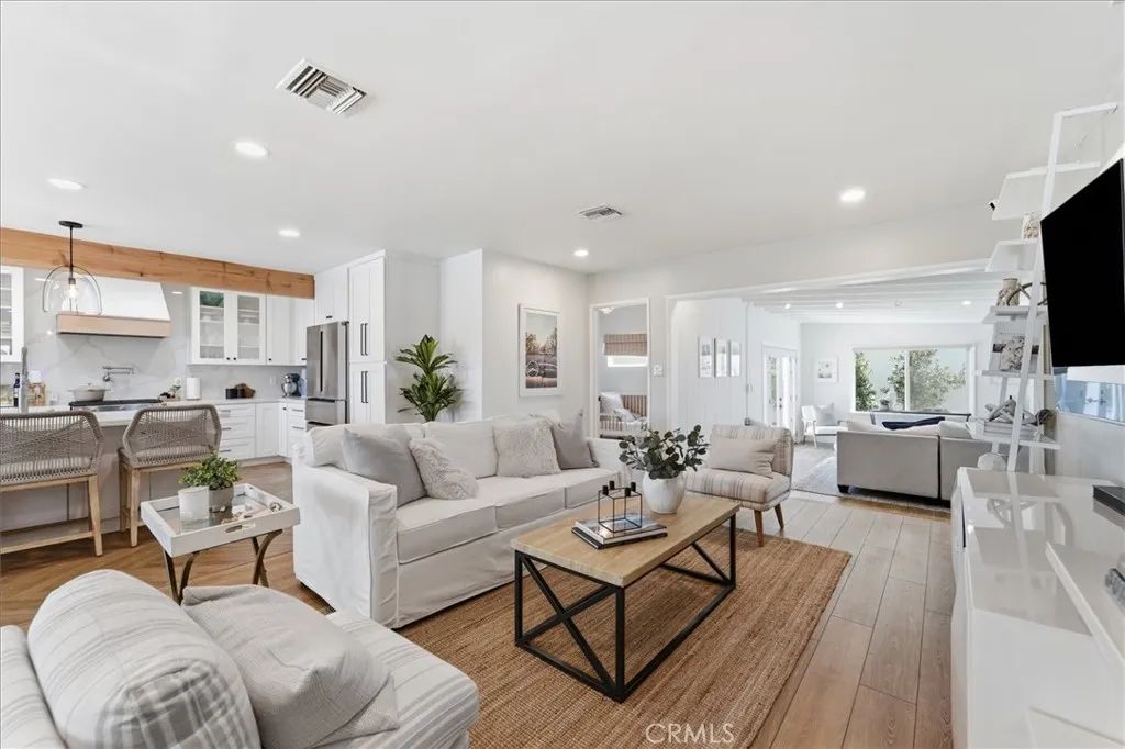 5308 W 142nd Place, Hawthorne, CA 90250