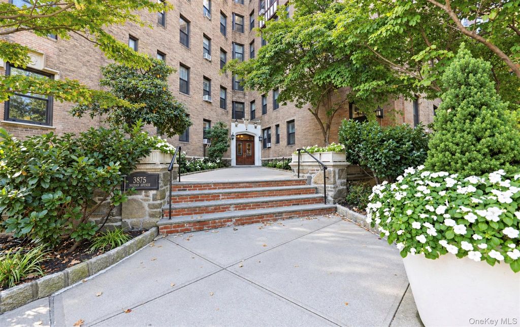 3875 Waldo Avenue 2C, Bronx, NY 10463 — exterior