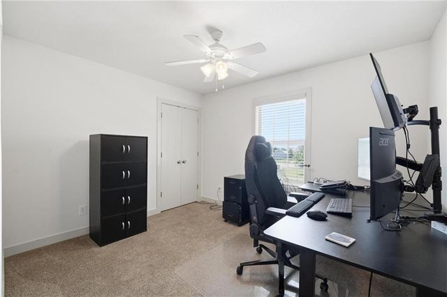 11205 N Pennsylvania Avenue, Kansas City, MO 64155