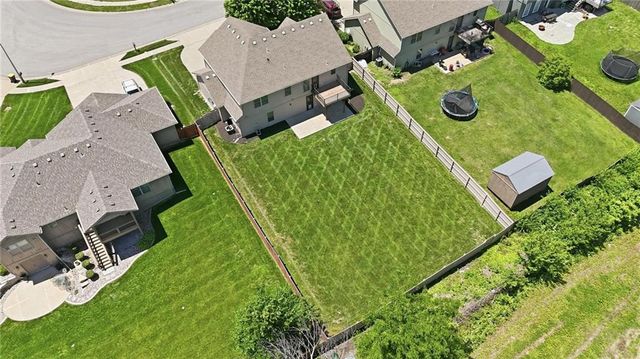 11205 N Pennsylvania Avenue, Kansas City, MO 64155