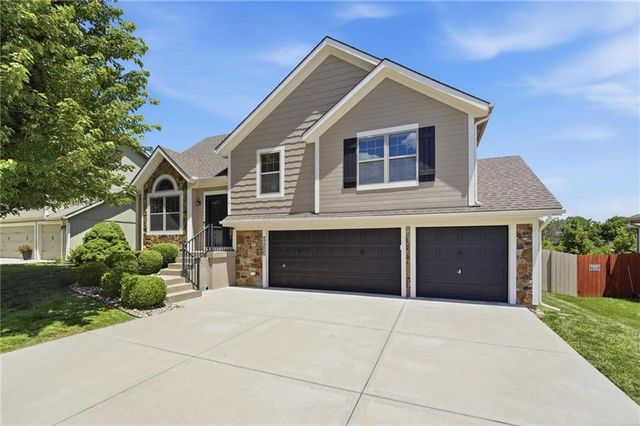 11205 N Pennsylvania Avenue, Kansas City, MO 64155