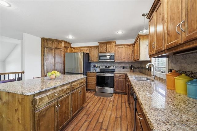 11205 N Pennsylvania Avenue, Kansas City, MO 64155