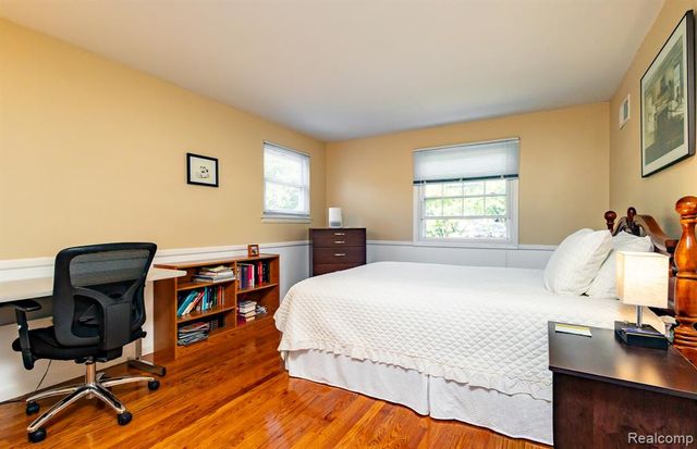 3665 Estates Drive, Troy, MI 48084