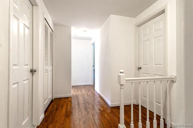 3665 Estates Drive, Troy, MI 48084