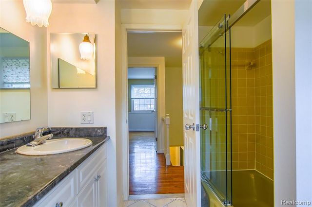 3665 Estates Drive, Troy, MI 48084