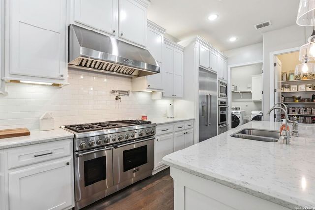 29054 Axis Vw, Boerne, TX 78006