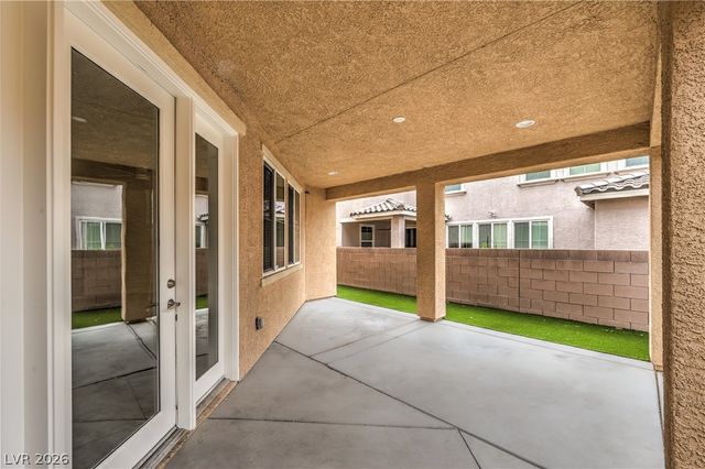 3182 Del Terra Avenue, Henderson, NV 89044