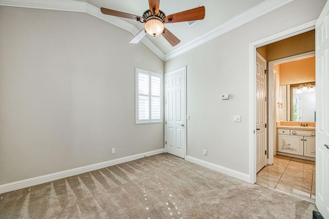 69 W Powers Avenue, Clovis, CA 93619