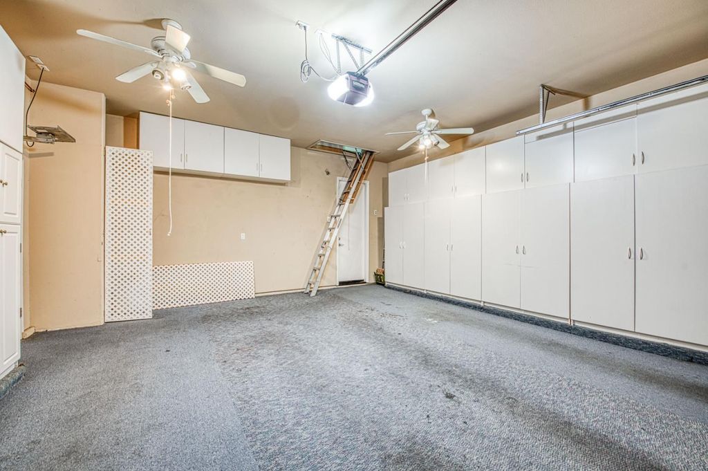 Image 32 of property listing at 69 W Powers Avenue, Clovis, CA 93619