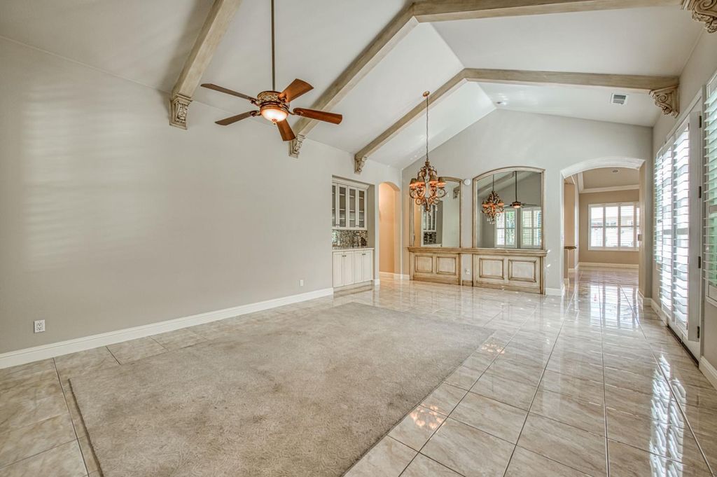 Image 7 of property listing at 69 W Powers Avenue, Clovis, CA 93619