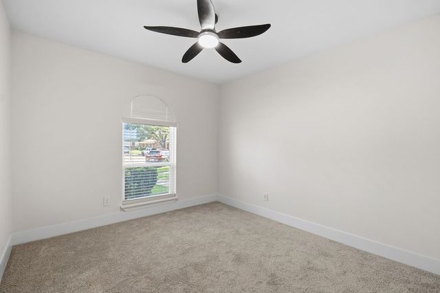 1912 Primrose Lane, Carrollton, TX 75007