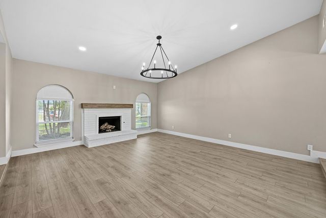 1912 Primrose Lane, Carrollton, TX 75007