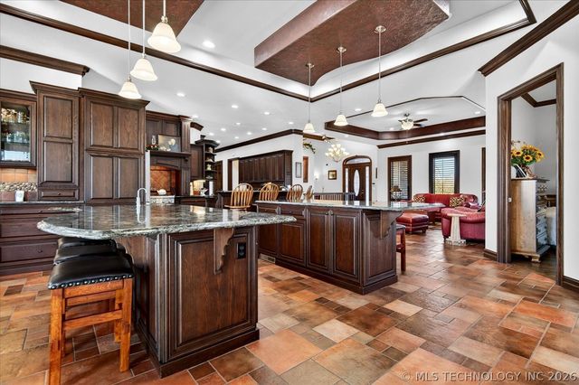 2621 Rabbit Ridge, Bartlesville, OK 74006