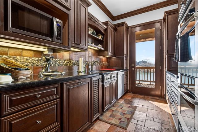 2621 Rabbit Ridge, Bartlesville, OK 74006