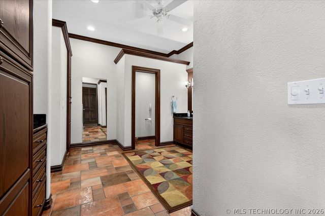 2621 Rabbit Ridge, Bartlesville, OK 74006