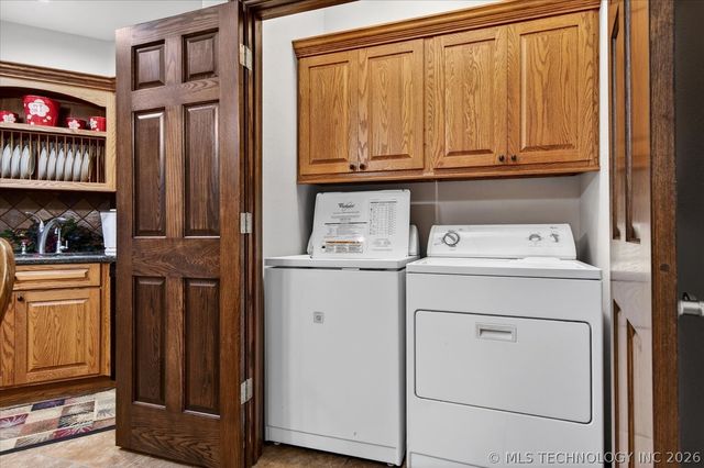 2621 Rabbit Ridge, Bartlesville, OK 74006