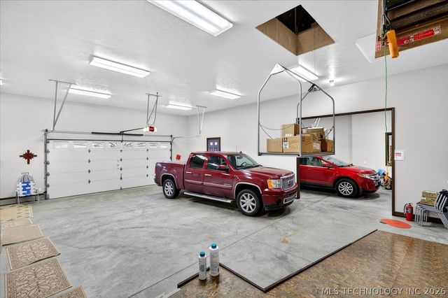 2621 Rabbit Ridge, Bartlesville, OK 74006