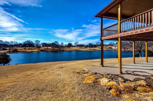 2621 Rabbit Ridge, Bartlesville, OK 74006