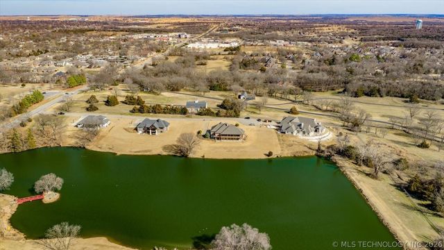 2621 Rabbit Ridge, Bartlesville, OK 74006