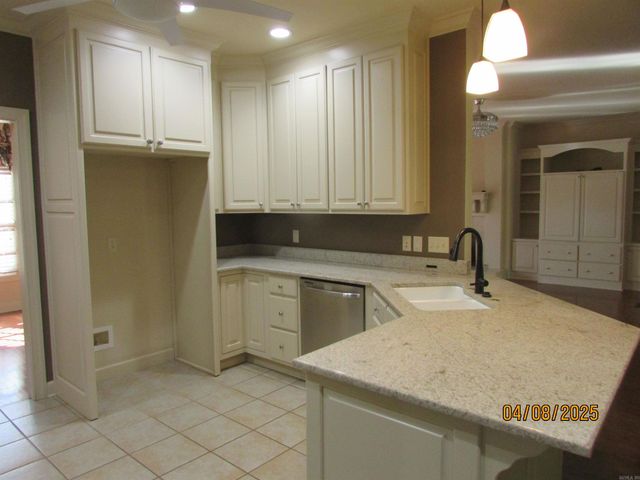 22 Creekwood Cove, North Little Rock, AR 72116