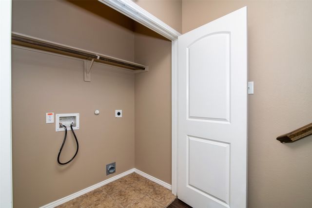 1430 Piedmont Drive, Mansfield, TX 76063