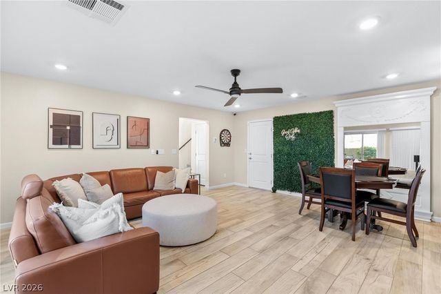 7714 Cherry Point Way, Las Vegas, NV 89113