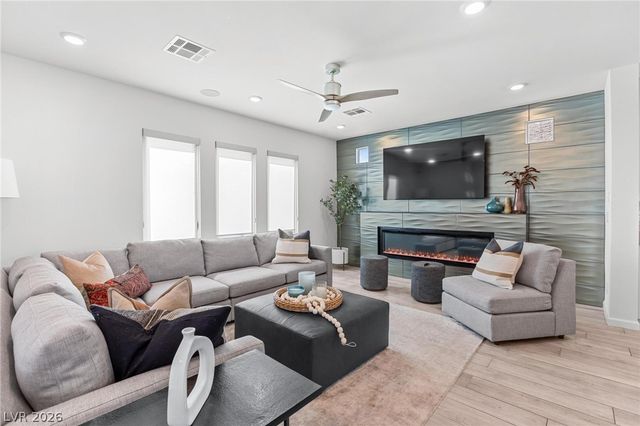 7714 Cherry Point Way, Las Vegas, NV 89113