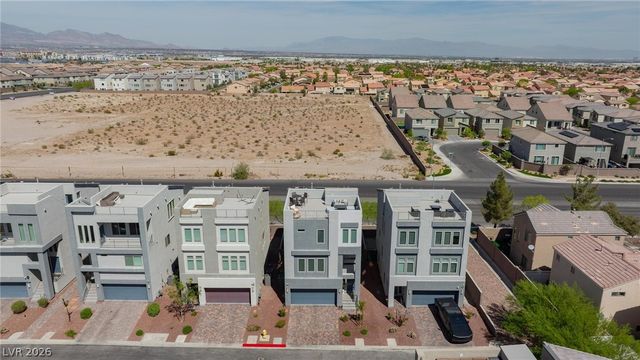7714 Cherry Point Way, Las Vegas, NV 89113