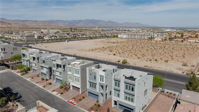 7714 Cherry Point Way, Las Vegas, NV 89113