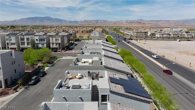 7714 Cherry Point Way, Las Vegas, NV 89113