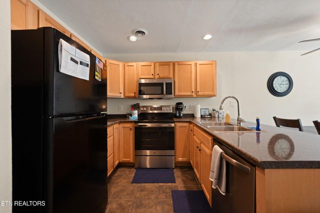 7 Lakeshore Cir Unit 141, Crossville, TN 38558