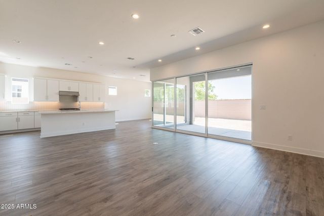 17443 W CARLISLE Drive, Surprise, AZ 85388