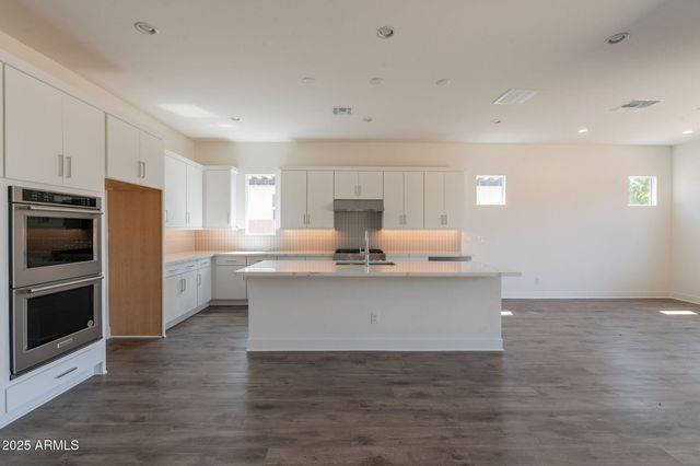 17443 W CARLISLE Drive, Surprise, AZ 85388