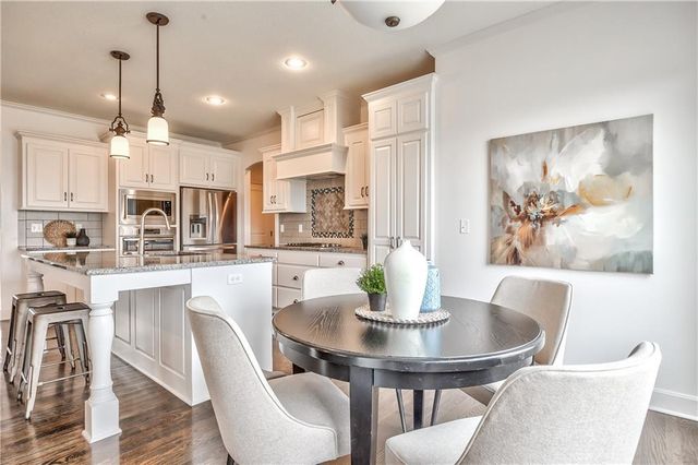 14017 HASKINS Street, Overland Park, KS 66221