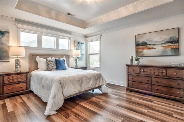 14017 HASKINS Street, Overland Park, KS 66221