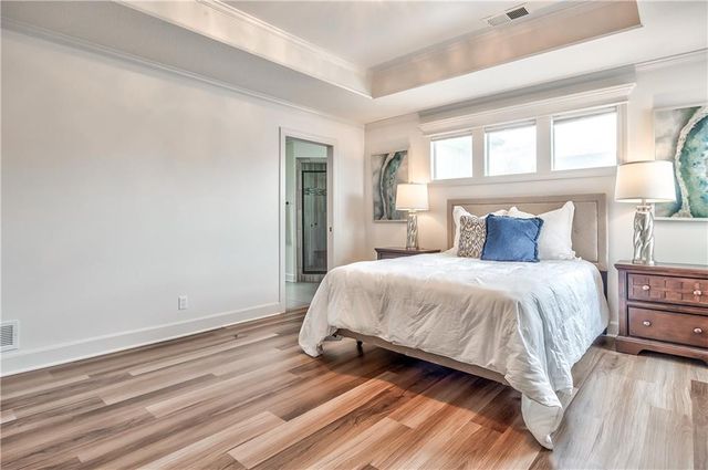 14017 HASKINS Street, Overland Park, KS 66221