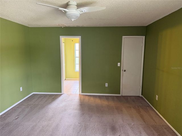 7131 HOLLOWELL DRIVE, Tampa, FL 33634