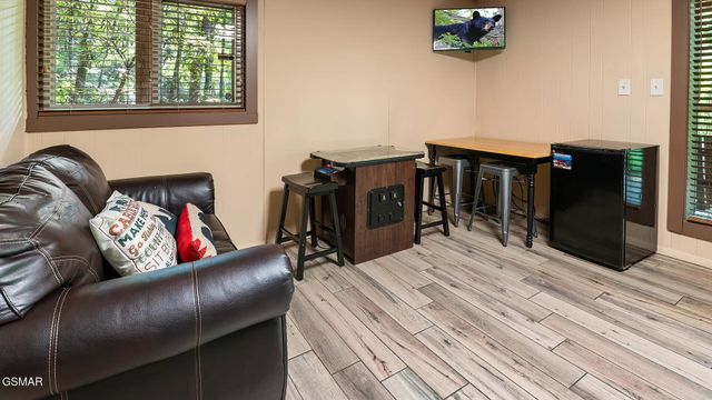 1336 S Baden Drive, Gatlinburg, TN 37738