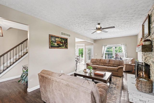 8221 Springleaf Lake Drive, Colerain Twp, OH 45247