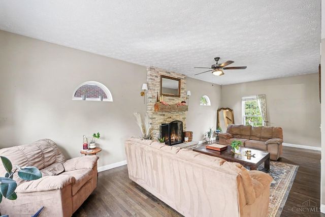 8221 Springleaf Lake Drive, Colerain Twp, OH 45247