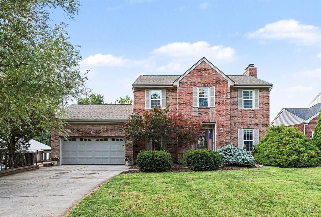 8221 Springleaf Lake Drive, Colerain Twp, OH 45247
