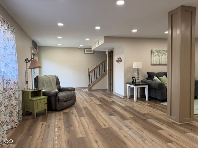 1925 S Lee Kay Drive, Rockville, IN 47872